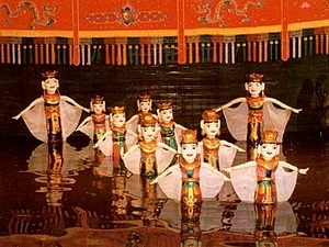 À bac ninh, les marionnettes dansent au rythme des traditions